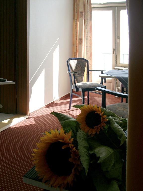 Hotel Zur Schoenen Aussicht Grömitz Quarto foto